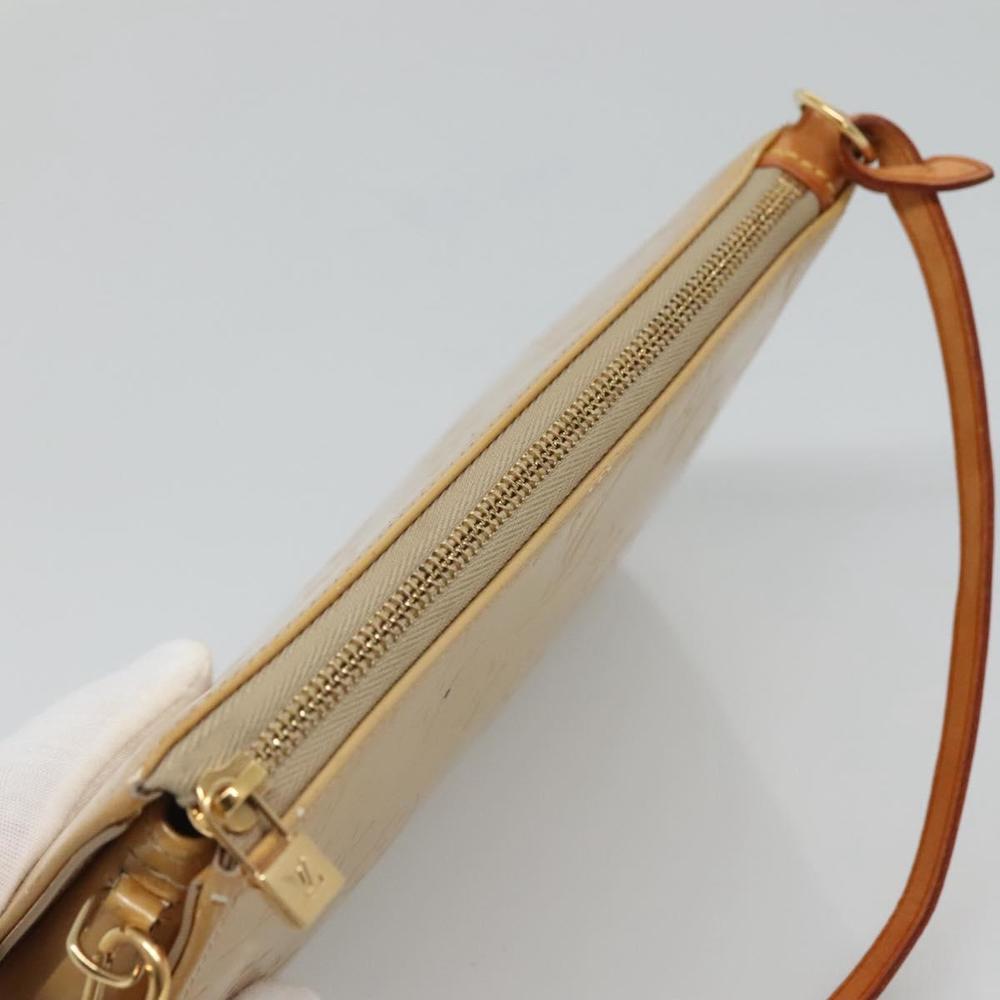 LOUIS VUITTON Monogram Vernis Lexington Pouch Beige M91010 LV Auth 136715 - Picture 6 of 16